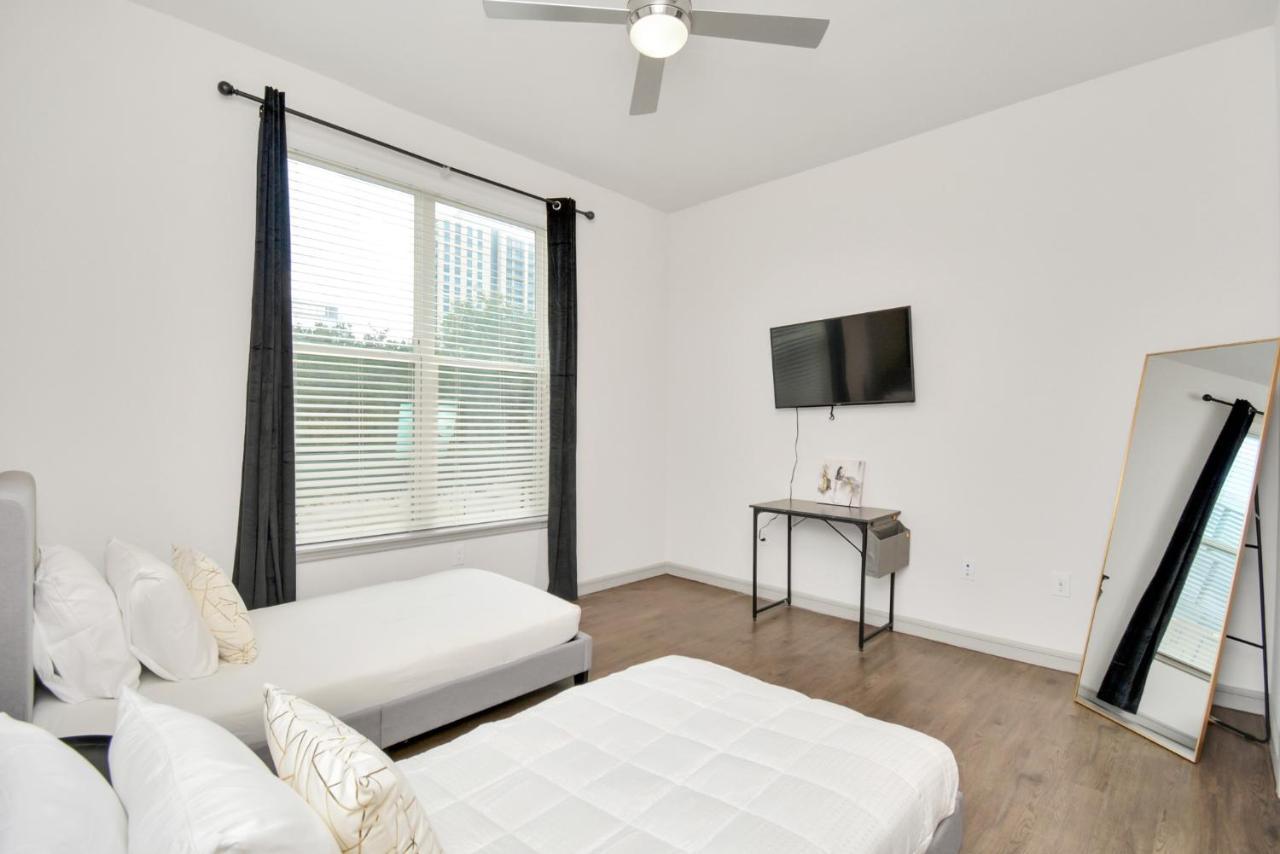 Elan Maison Smart Hub In The Heart Of Downtown Houston Exterior foto